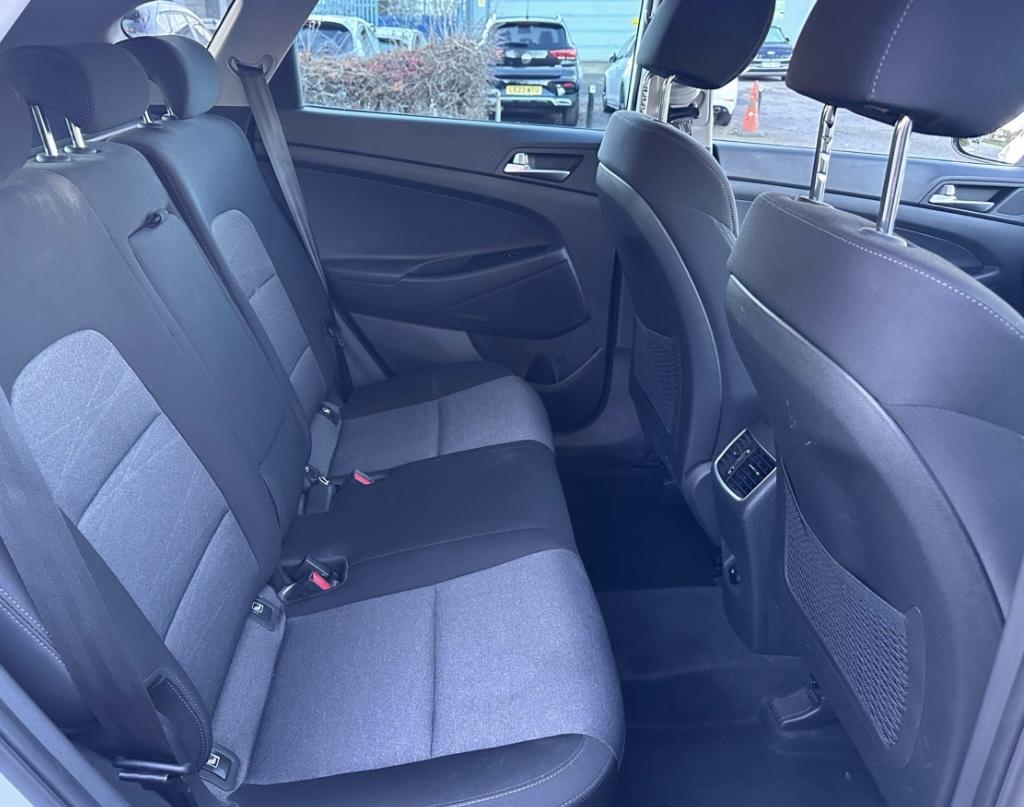 Hyundai TUCSON 1.6 GDi SE Nav SUV 5dr Petrol Manual Euro 6 (s/s) (132 ps)