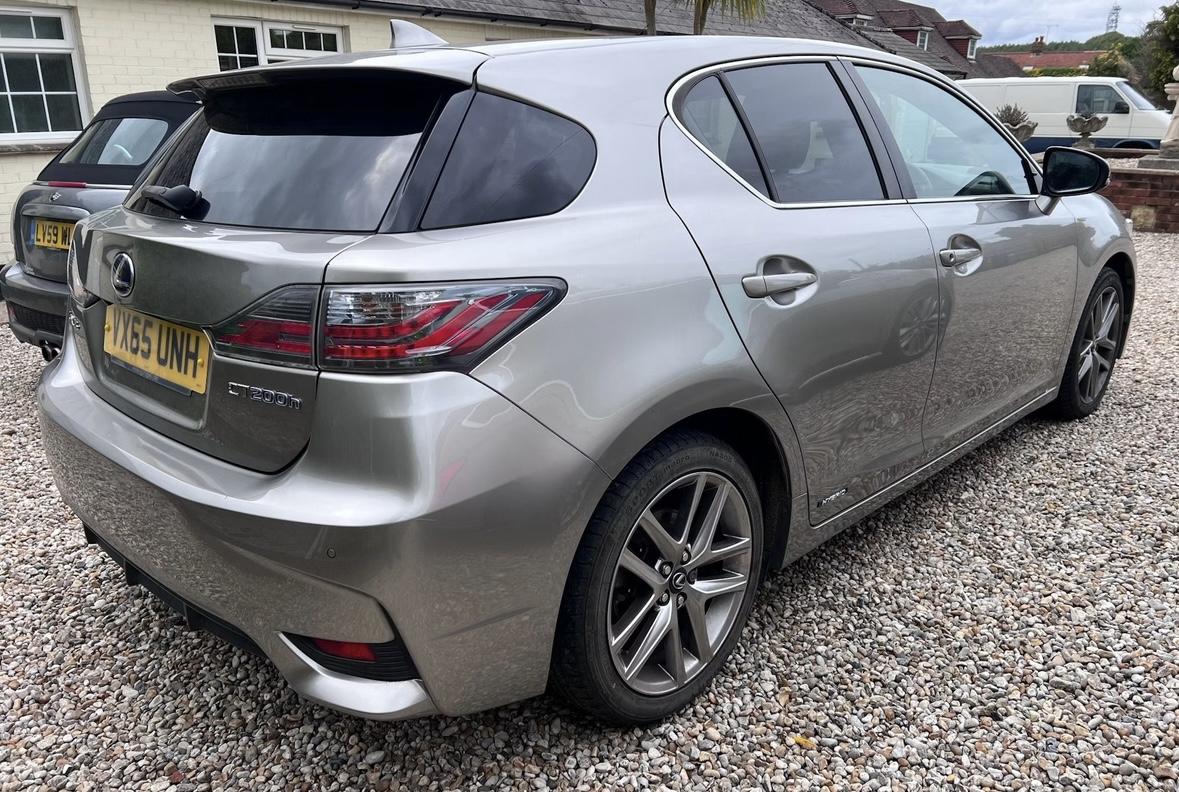 Lexus CT 1.8 200h Advance Plus Hatchback 5dr Petrol Hybrid CVT Euro 6 (s/s) (136 ps)