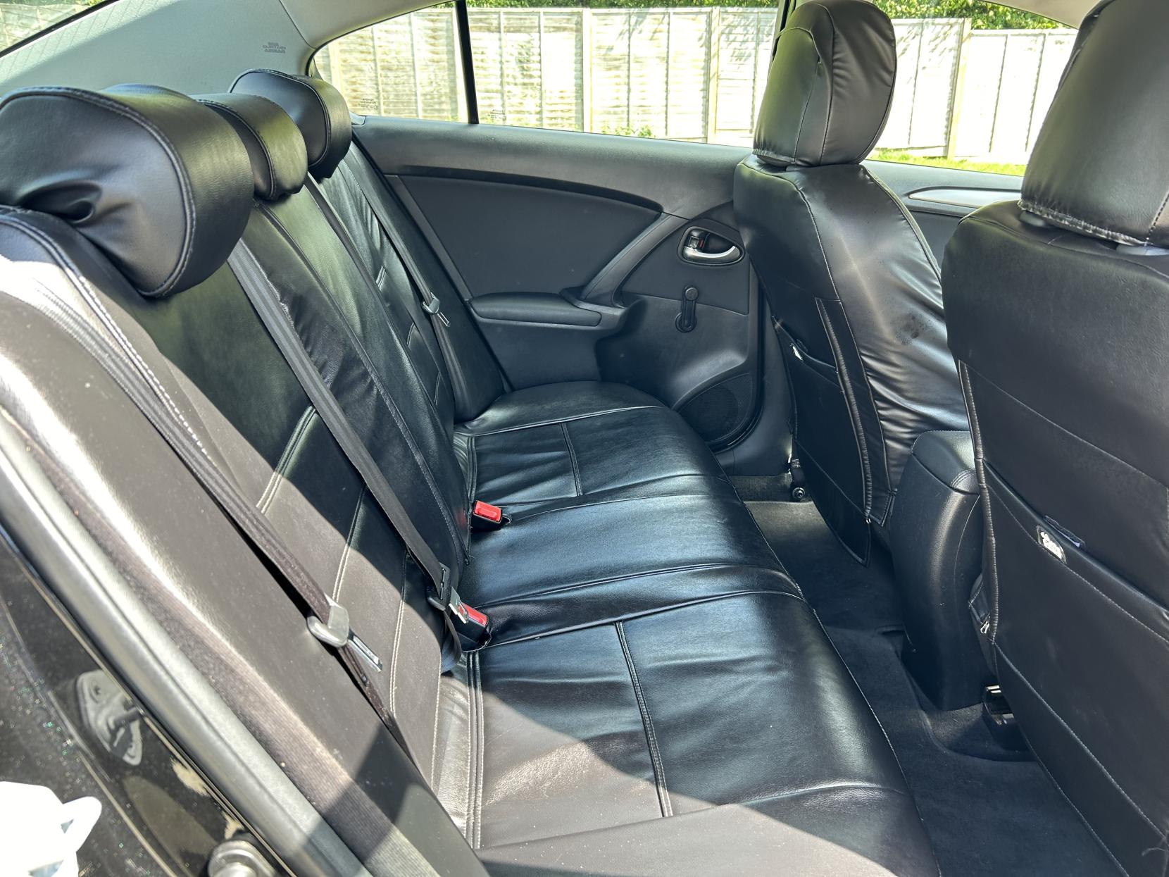 Toyota Avensis 1.6 D-4D Active Saloon 4dr Diesel Manual Euro 6 (s/s) (112 bhp)