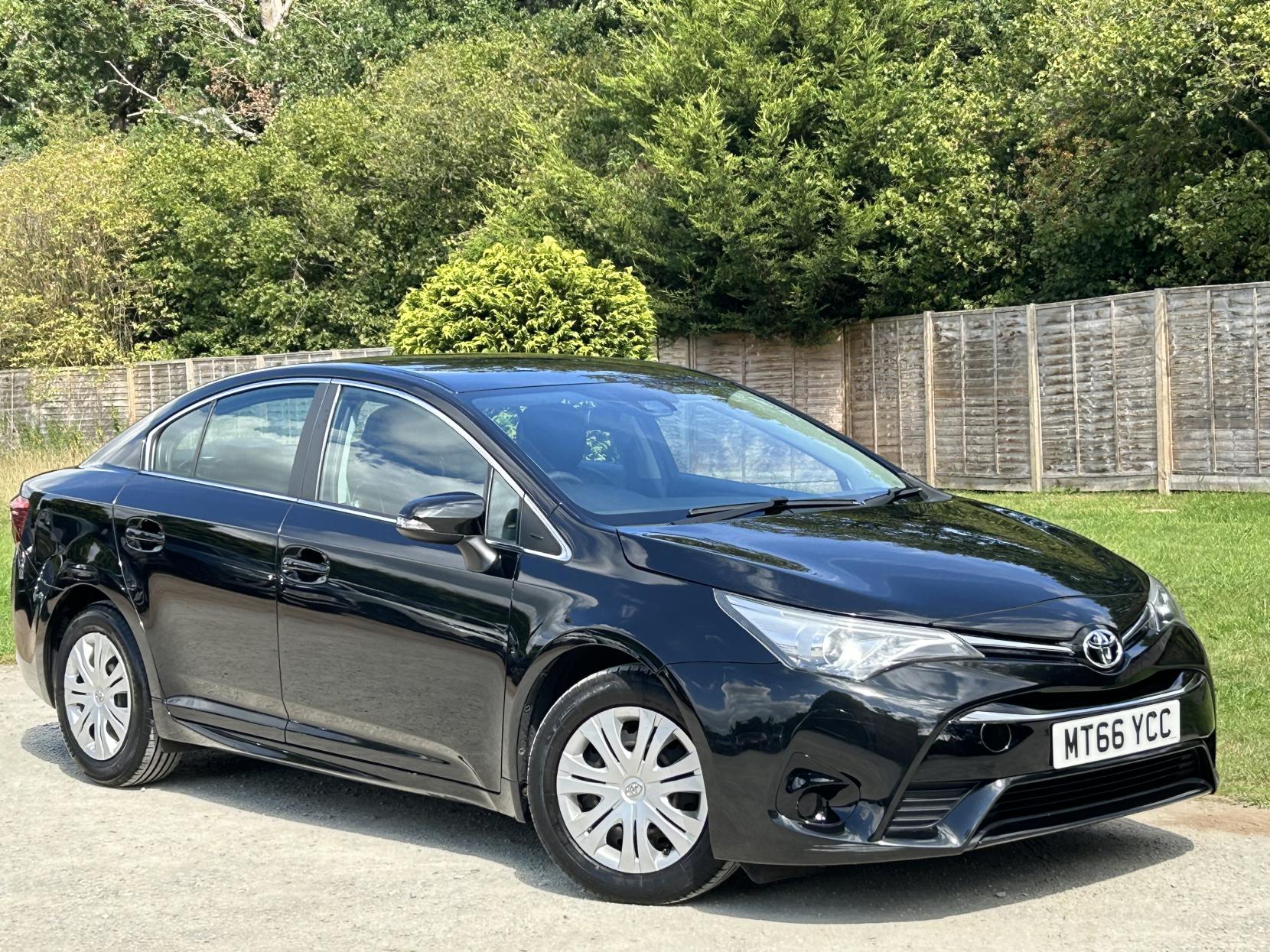 Toyota Avensis 1.6 D-4D Active Saloon 4dr Diesel Manual Euro 6 (s/s) (112 bhp)