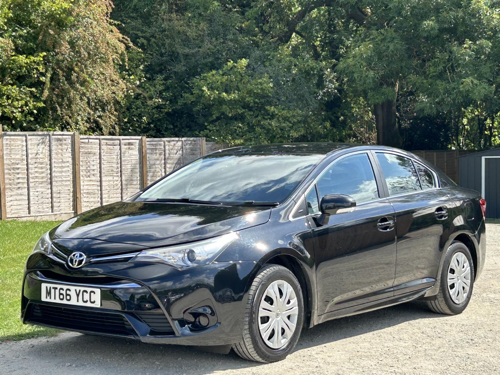 Toyota Avensis 1.6 D-4D Active Saloon 4dr Diesel Manual Euro 6 (s/s) (112 bhp)
