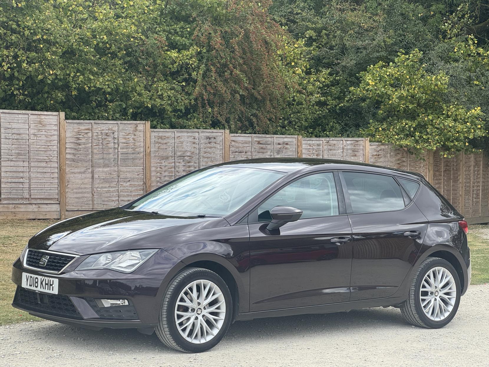 SEAT Leon 1.2 TSI SE Dynamic Technology Hatchback 5dr Petrol Manual Euro 6 (s/s) (110 ps)