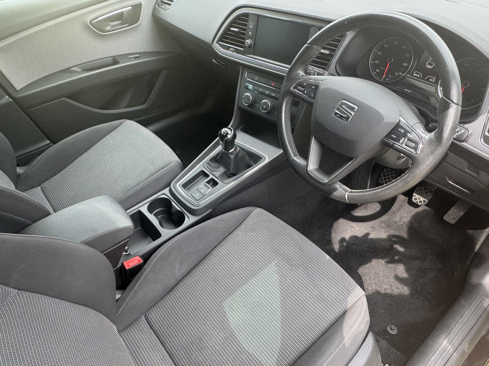 SEAT Leon 1.2 TSI SE Dynamic Technology Hatchback 5dr Petrol Manual Euro 6 (s/s) (110 ps)