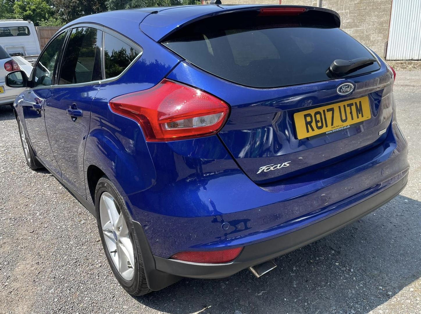 Ford Focus 1.0T EcoBoost Zetec Edition Hatchback 5dr Petrol Manual Euro 6 (s/s) (125 ps)