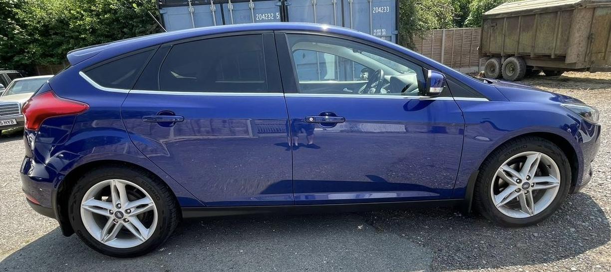 Ford Focus 1.0T EcoBoost Zetec Edition Hatchback 5dr Petrol Manual Euro 6 (s/s) (125 ps)