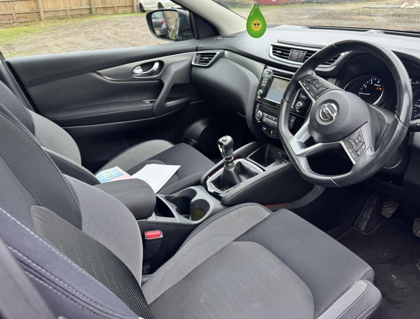 Nissan Qashqai 1.2 DIG-T N-Connecta SUV 5dr Petrol Manual Euro 6 (s/s) (115 ps)