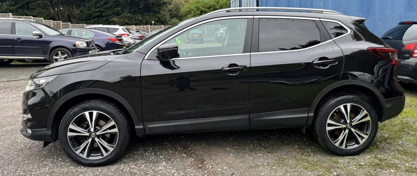 Nissan Qashqai 1.2 DIG-T N-Connecta SUV 5dr Petrol Manual Euro 6 (s/s) (115 ps)