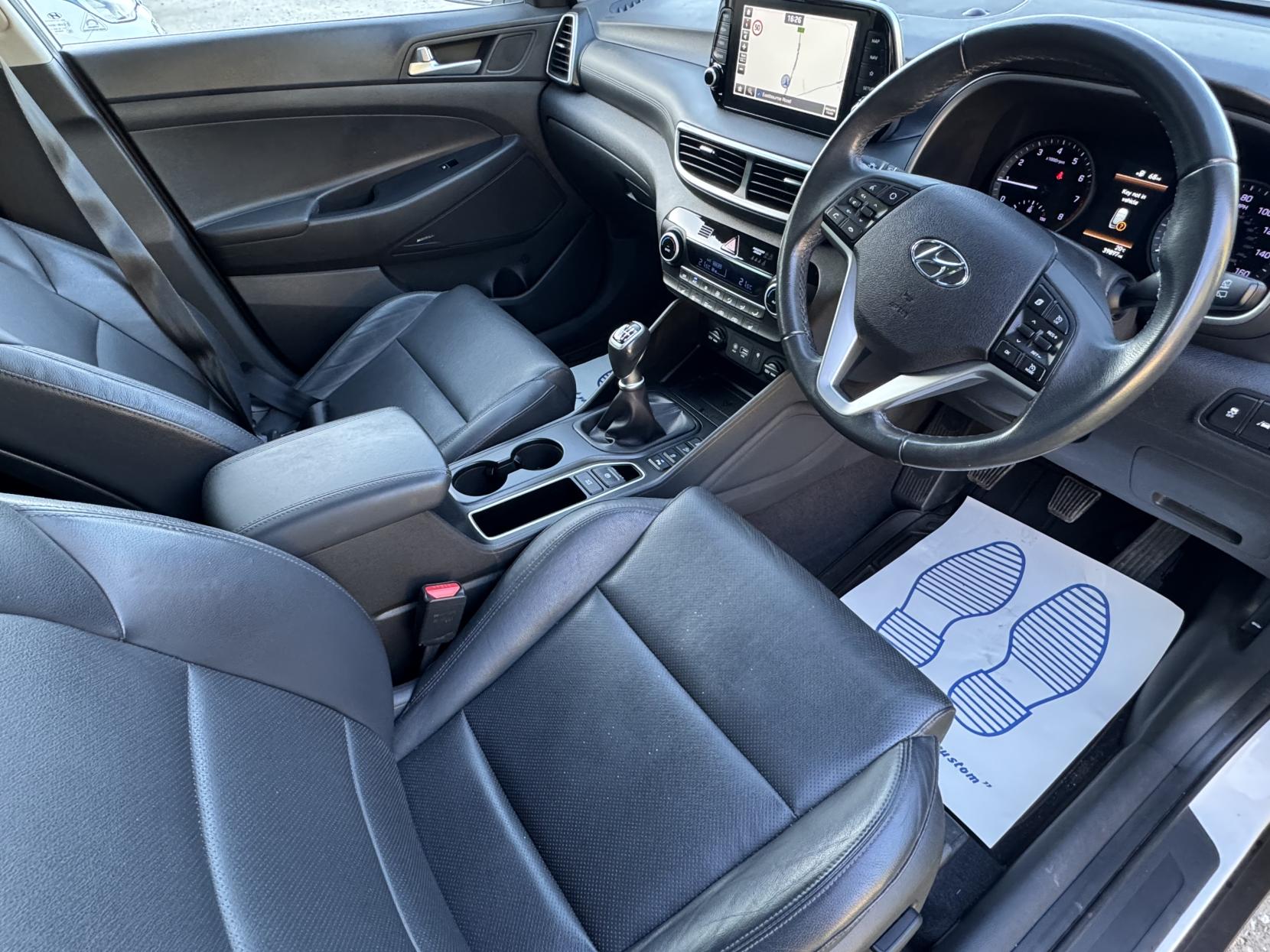 Hyundai TUCSON 1.6 GDi Premium SUV 5dr Petrol Manual Euro 6 (s/s) (132 ps)