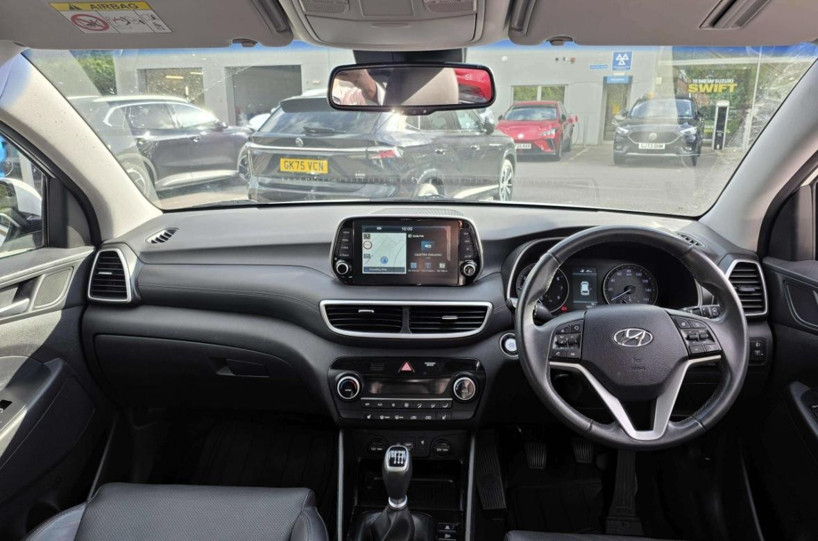 Hyundai TUCSON 1.6 GDi Premium SUV 5dr Petrol Manual Euro 6 (s/s) (132 ps)