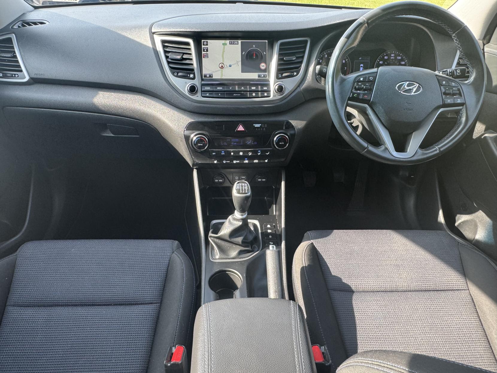 Hyundai TUCSON 1.6 GDi Blue Drive SE Nav SUV 5dr Petrol Manual Euro 6 (s/s) (132 ps)