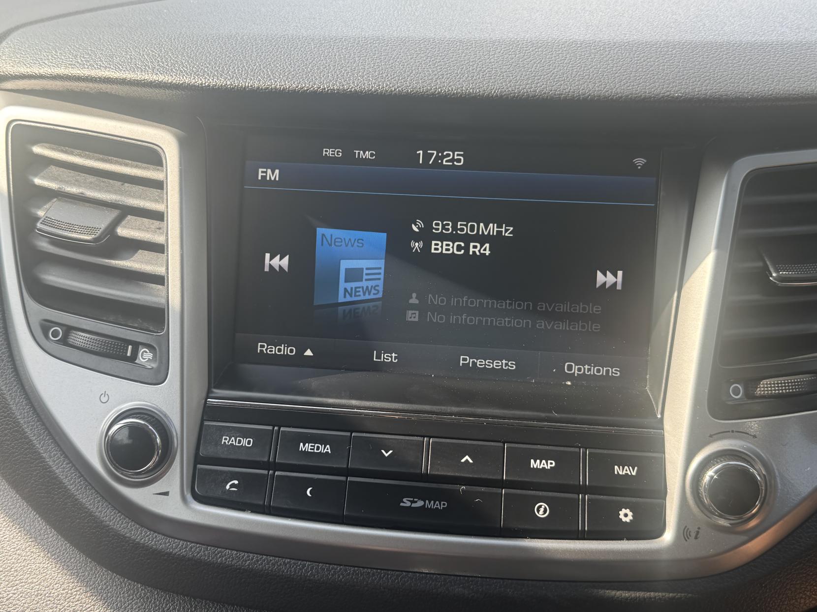 Hyundai TUCSON 1.6 GDi Blue Drive SE Nav SUV 5dr Petrol Manual Euro 6 (s/s) (132 ps)