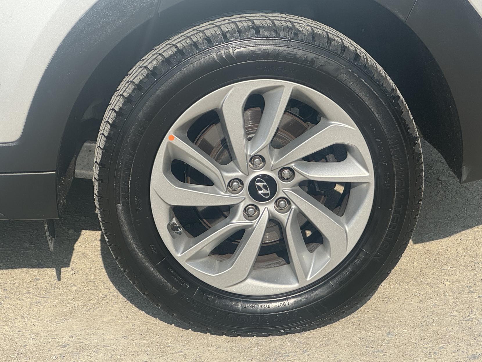 Hyundai TUCSON 1.6 GDi Blue Drive SE Nav SUV 5dr Petrol Manual Euro 6 (s/s) (132 ps)