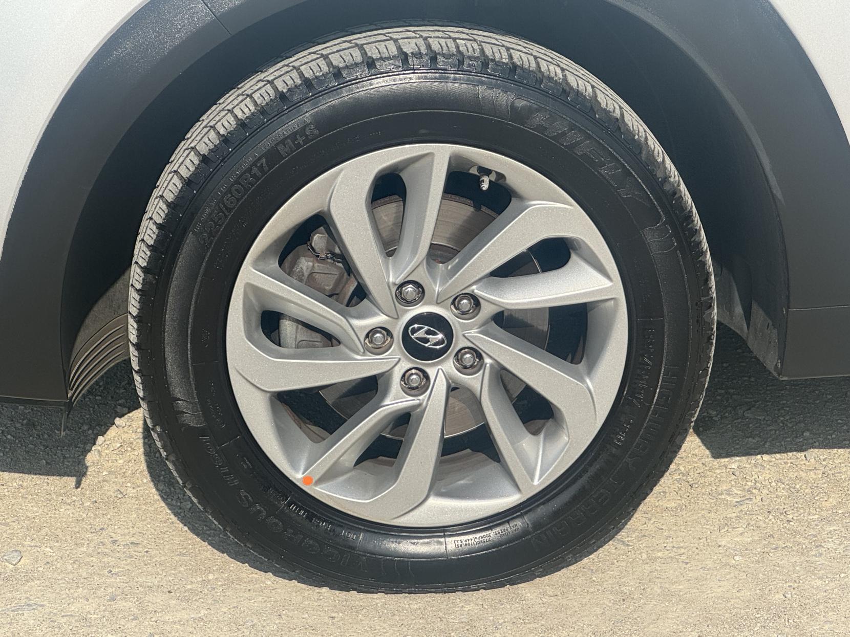 Hyundai TUCSON 1.6 GDi Blue Drive SE Nav SUV 5dr Petrol Manual Euro 6 (s/s) (132 ps)