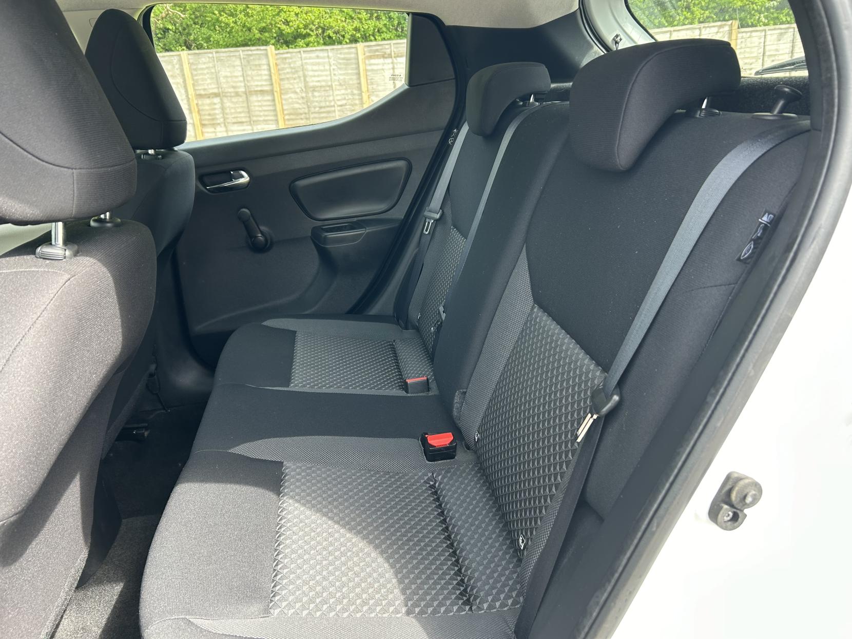 Nissan Micra 1.0 IG-T Acenta Hatchback 5dr Petrol XTRON Euro 6 (s/s) (100 ps)