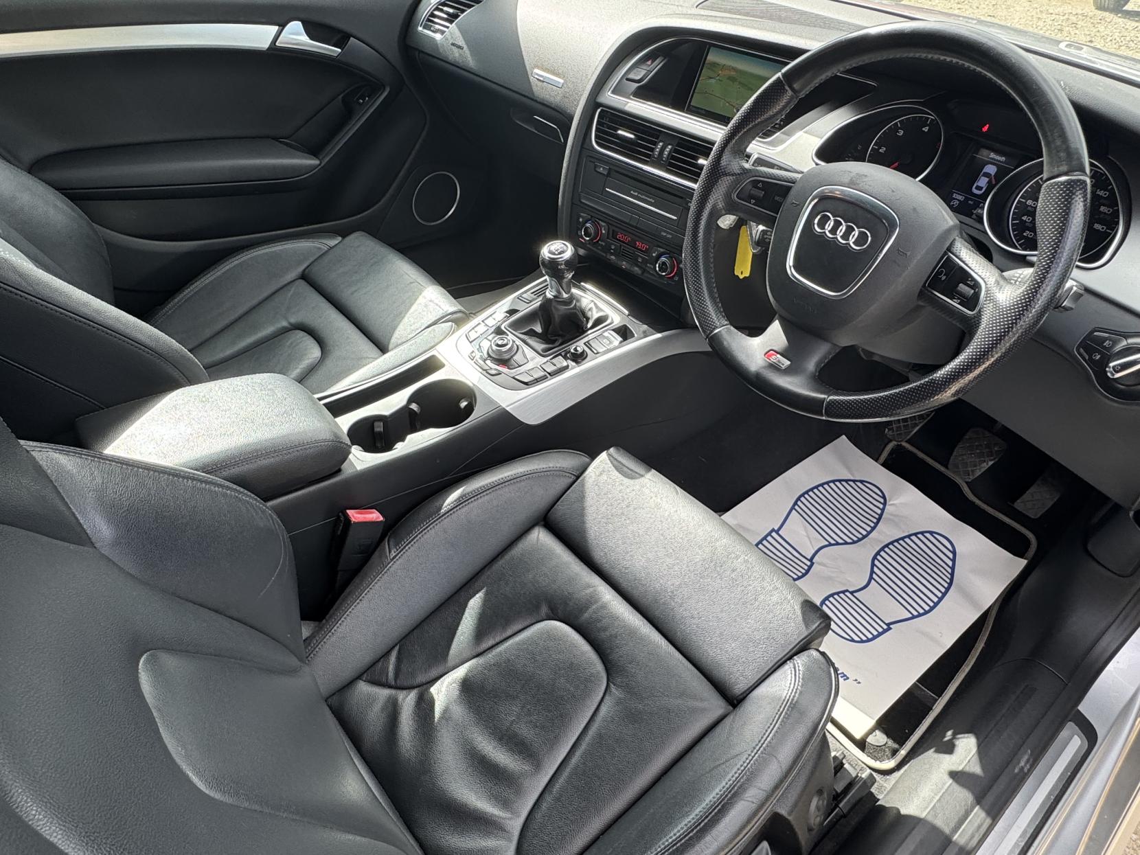 Audi A5 2.0 TDI S line Special Edition Coupe 2dr Diesel Manual Euro 5 (s/s) (170 ps)