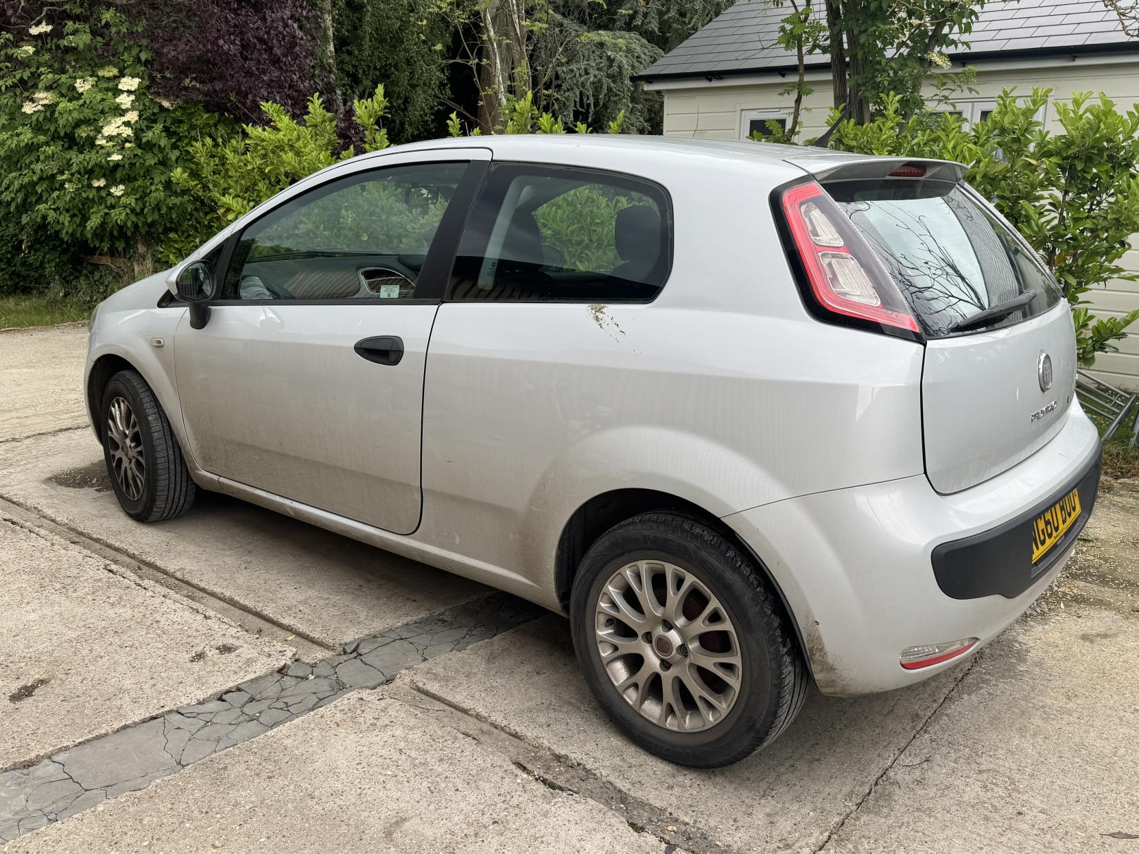 Fiat Punto Evo 1.4 Active Hatchback 3dr Petrol Euro 5 (s/s) (77 bhp)