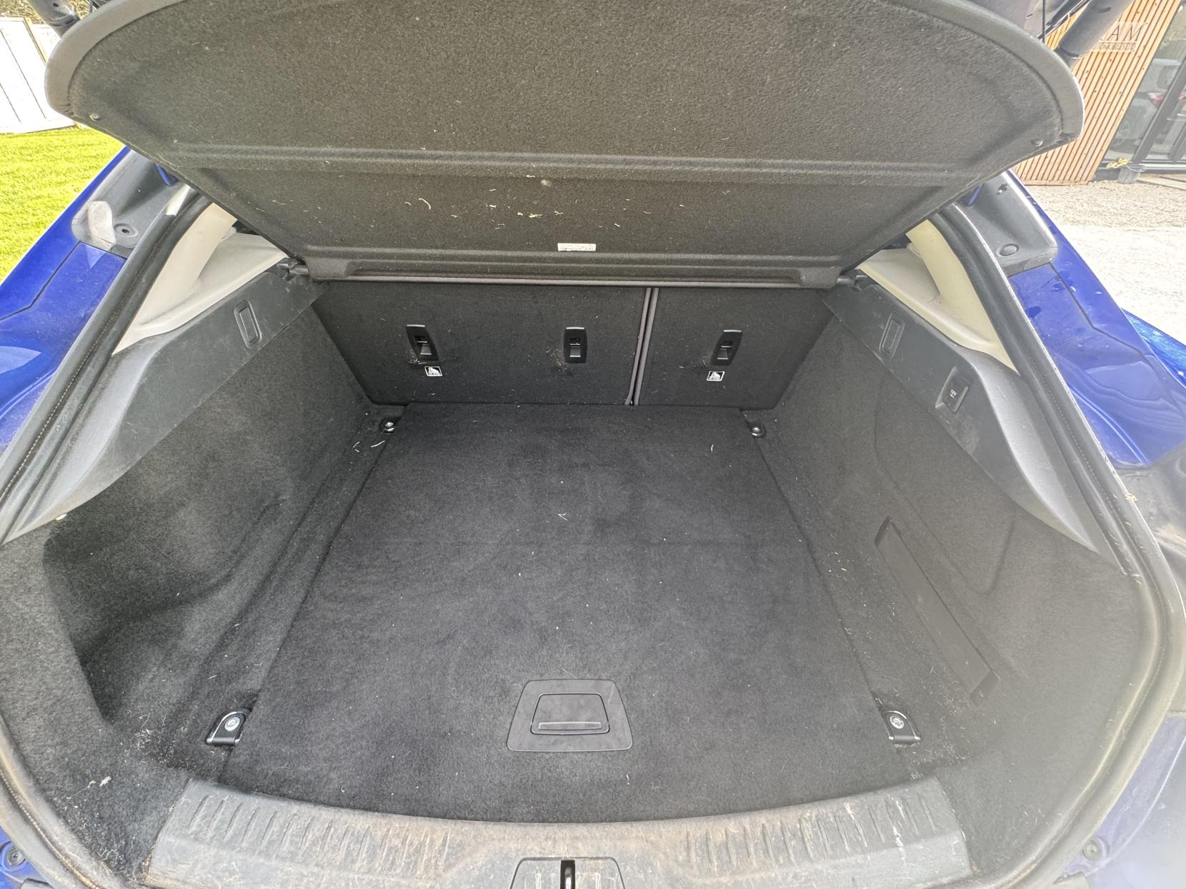 Jaguar I-PACE 400 90kWh SE SUV 5dr Electric Auto 4WD (400 ps)