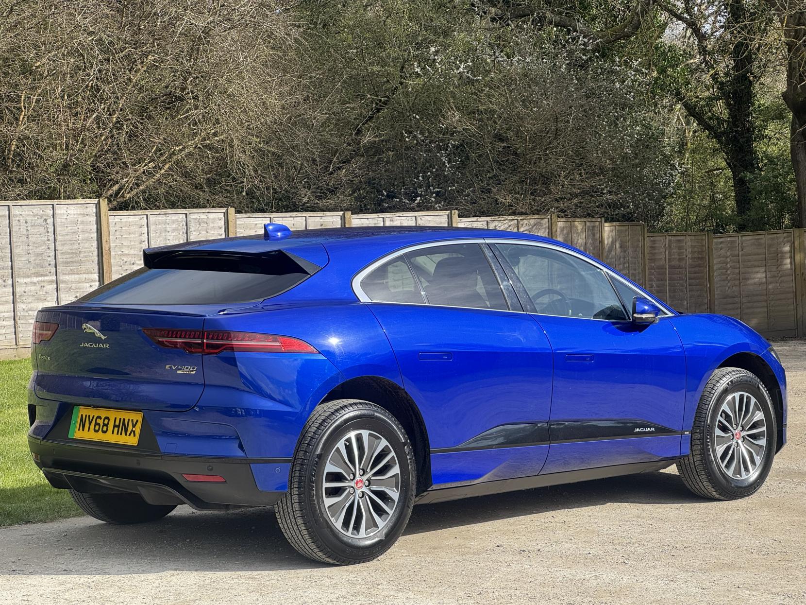 Jaguar I-PACE 400 90kWh SE SUV 5dr Electric Auto 4WD (400 ps)