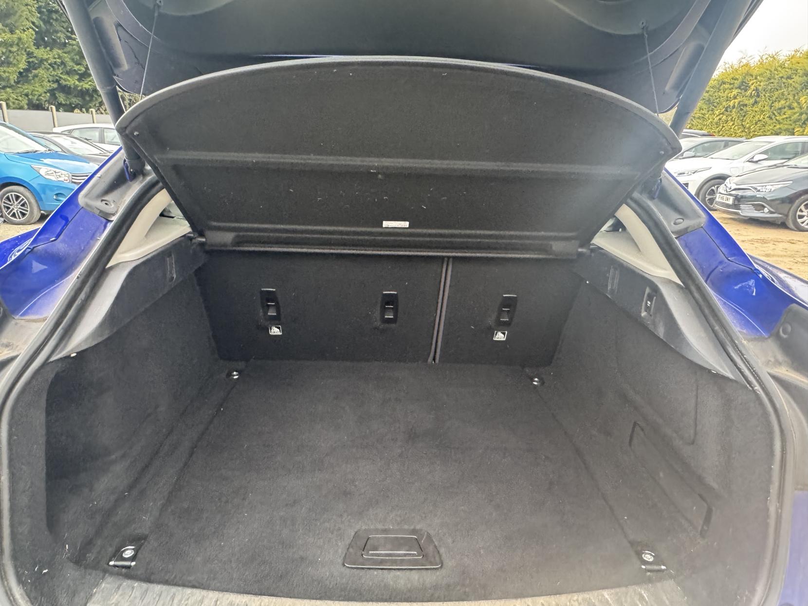 Jaguar I-PACE 400 90kWh SE SUV 5dr Electric Auto 4WD (400 ps)