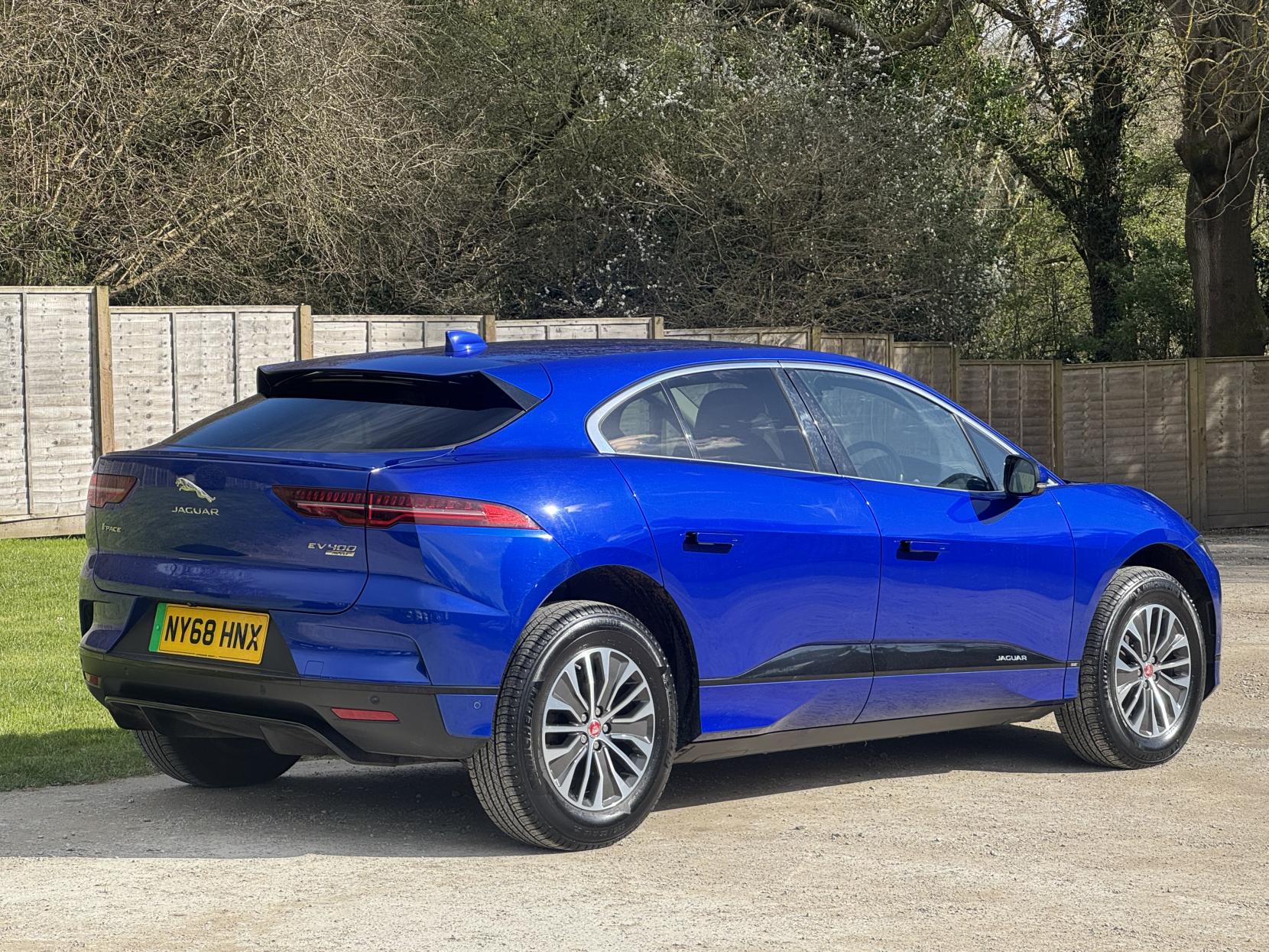 Jaguar I-PACE 400 90kWh SE SUV 5dr Electric Auto 4WD (400 ps)