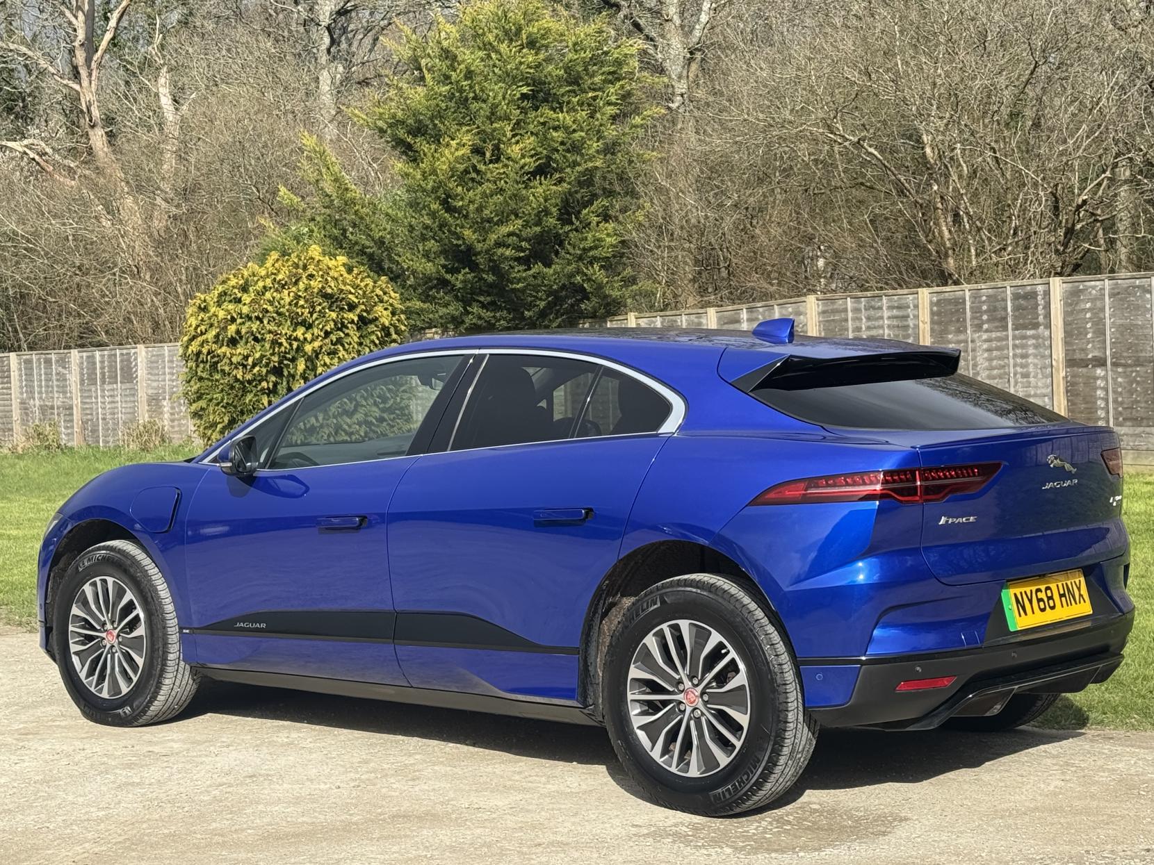 Jaguar I-PACE 400 90kWh SE SUV 5dr Electric Auto 4WD (400 ps)