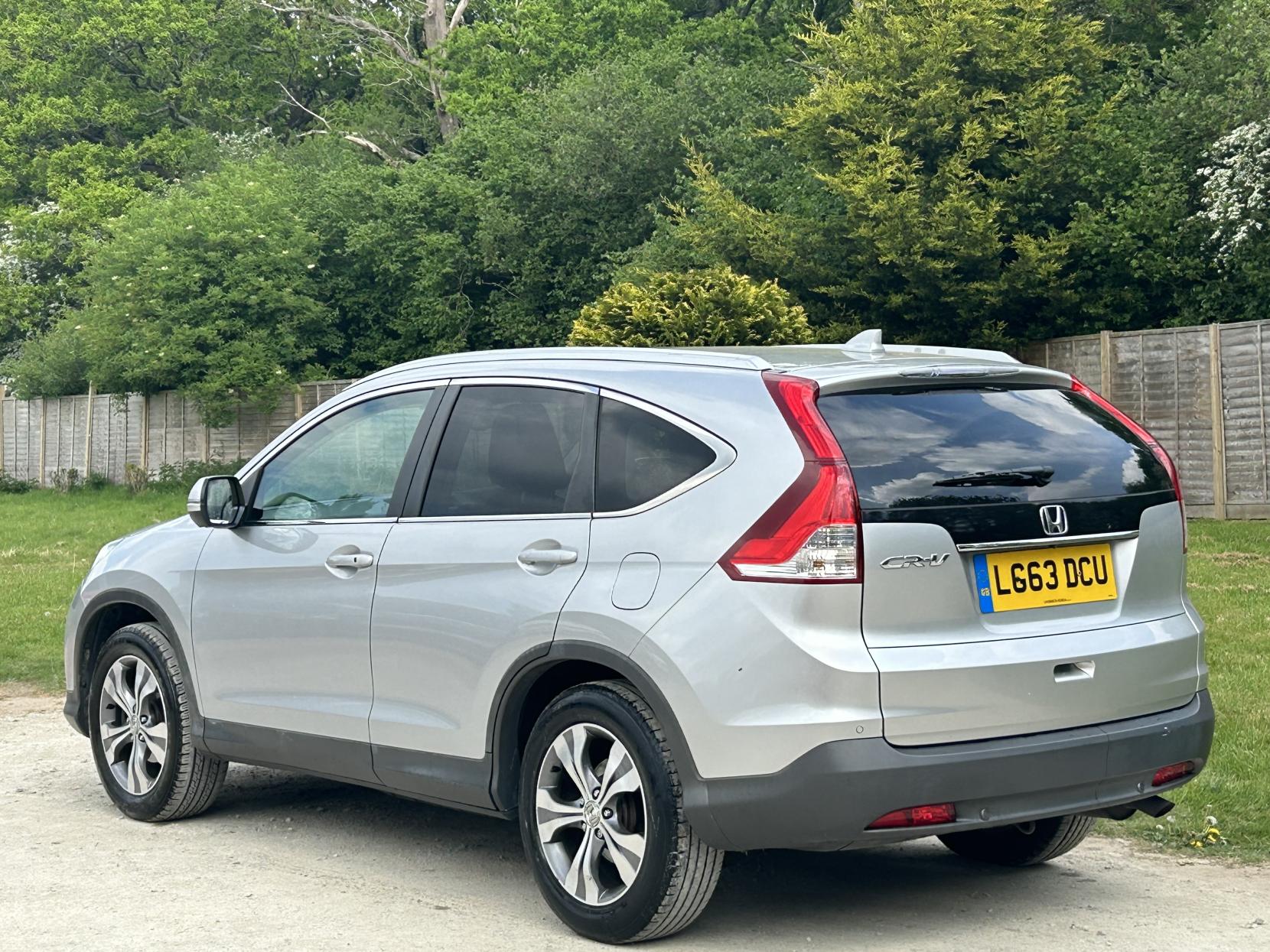 Honda CR-V 2.0 i-VTEC EX SUV 5dr Petrol Auto 4WD Euro 5 (155 ps)