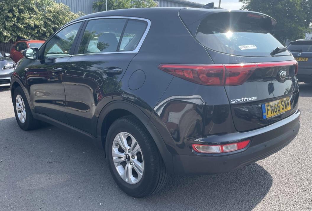Kia Sportage 1.7 CRDi 1 SUV 5dr Diesel Manual Euro 6 (s/s) (114 bhp)