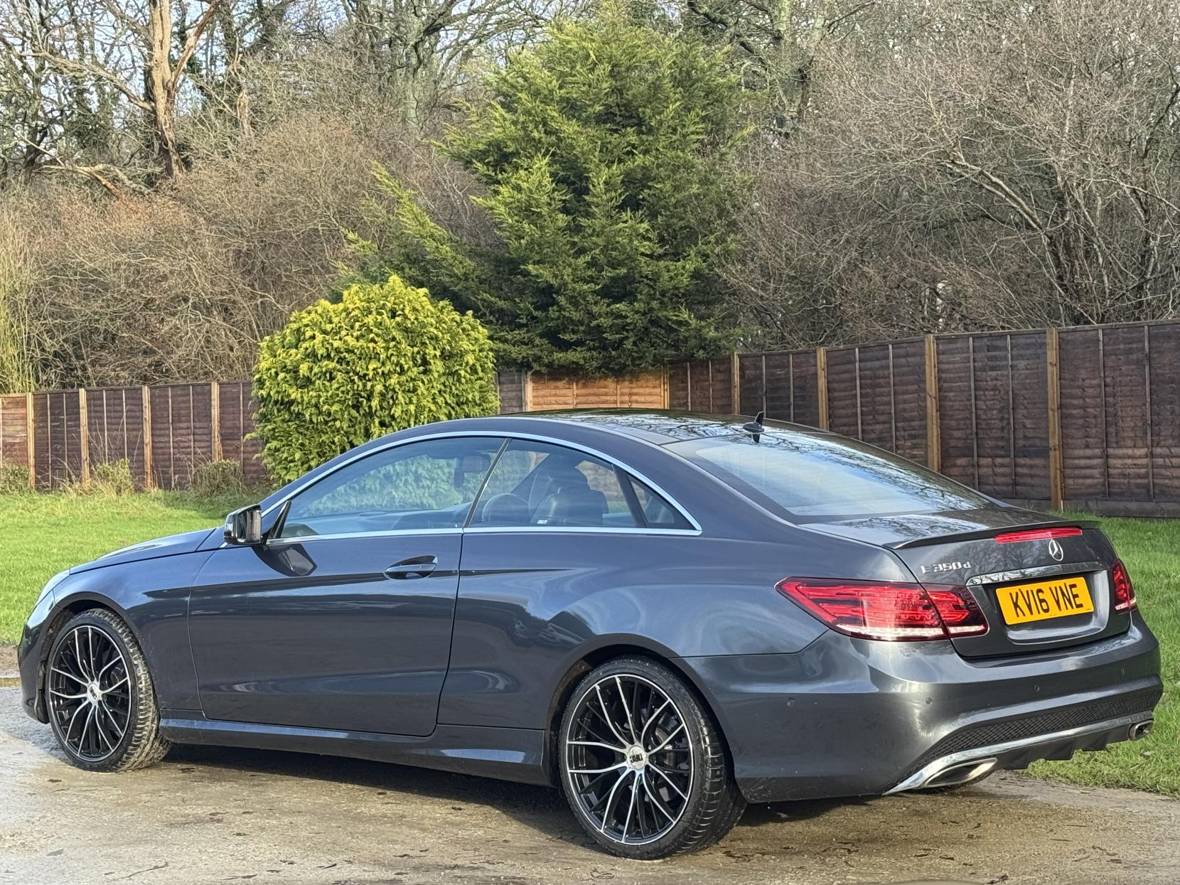 Mercedes-Benz E Class 3.0 E350d V6 AMG Line Edition Coupe 2dr Diesel G-Tronic+ Euro 6 (s/s) (258 ps)