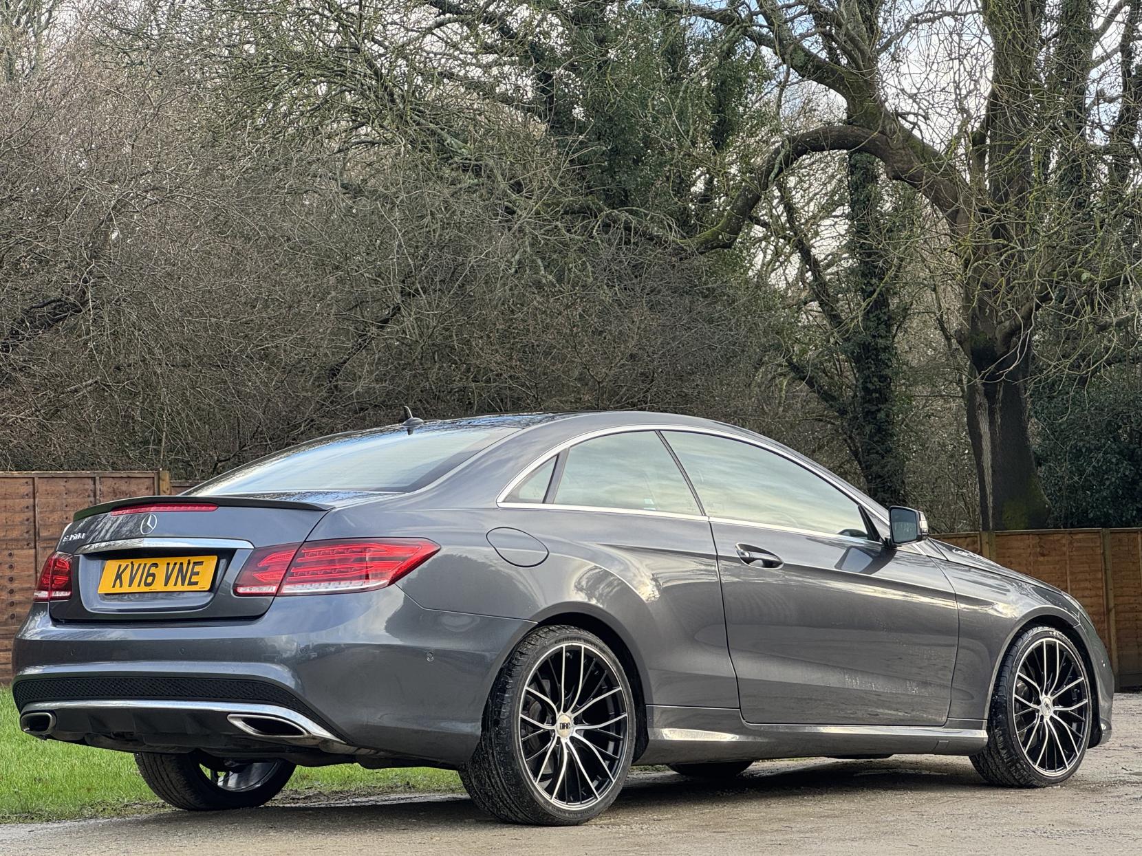 Mercedes-Benz E Class 3.0 E350d V6 AMG Line Edition Coupe 2dr Diesel G-Tronic+ Euro 6 (s/s) (258 ps)