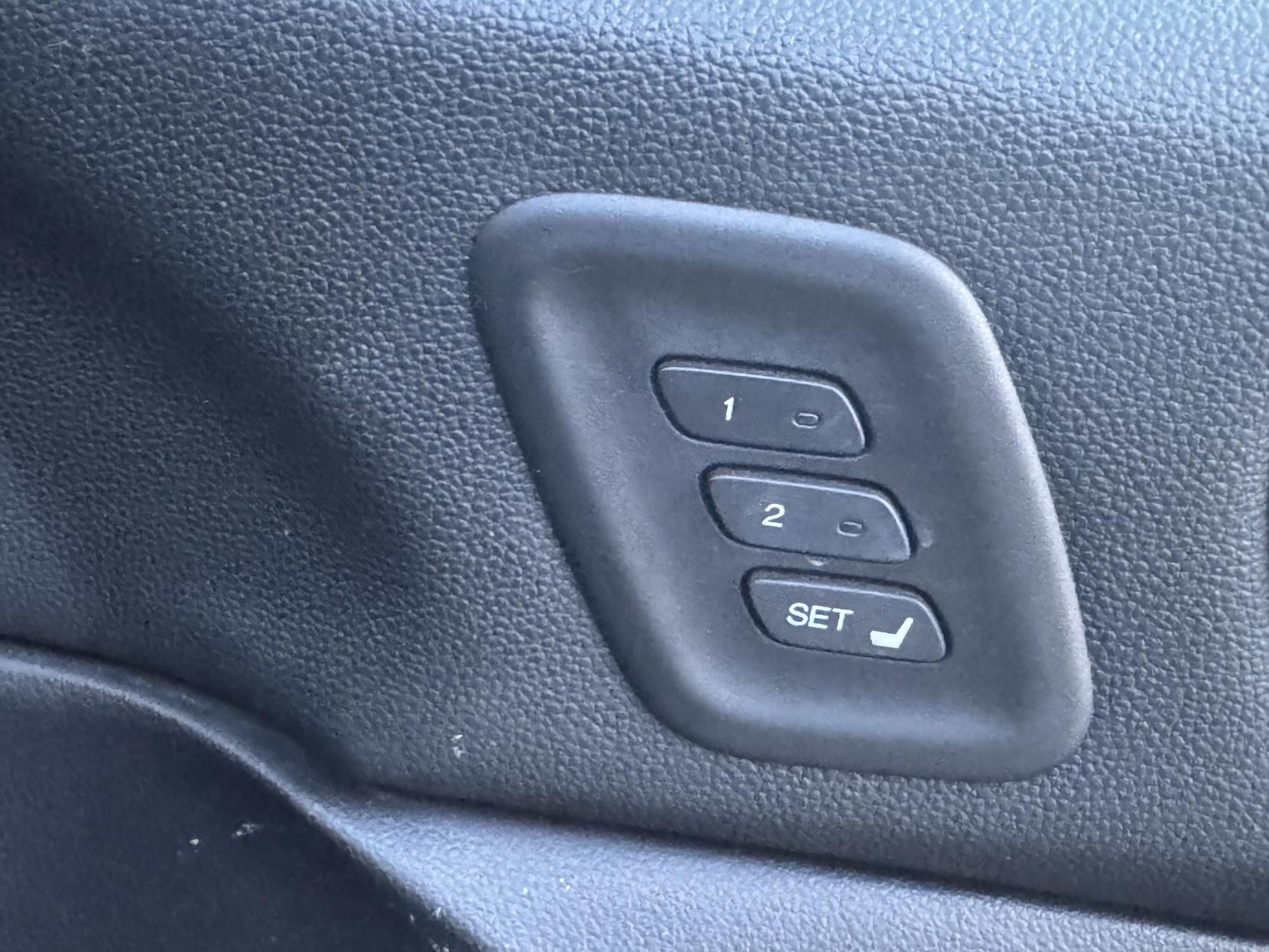 Honda CR-V 2.0 i-VTEC EX SUV 5dr Petrol Auto 4WD Euro 5 (155 ps)