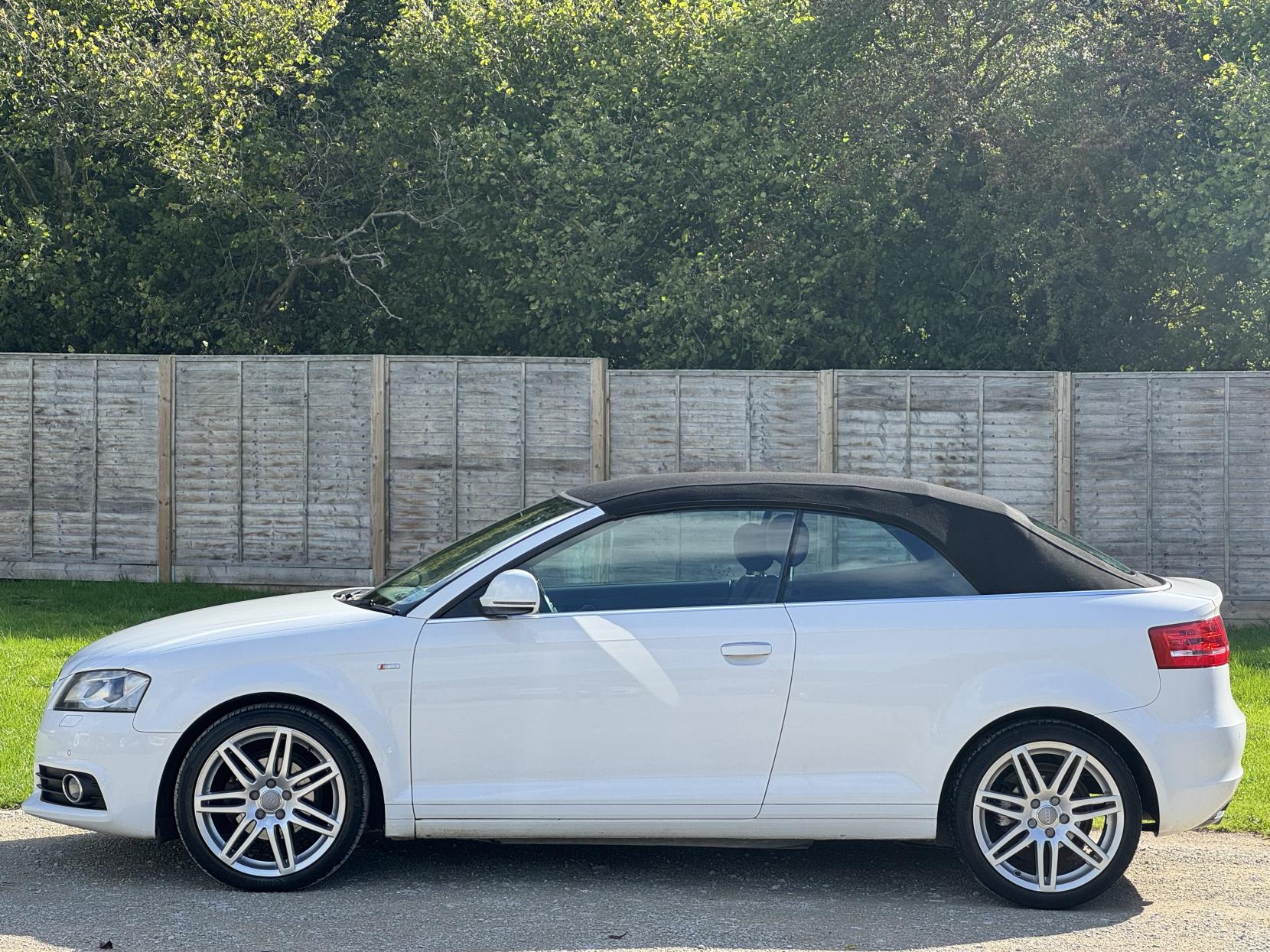 Audi A3 Cabriolet 1.6 TDI S line Convertible 2dr Diesel Manual Euro 5 (s/s) (105 ps)