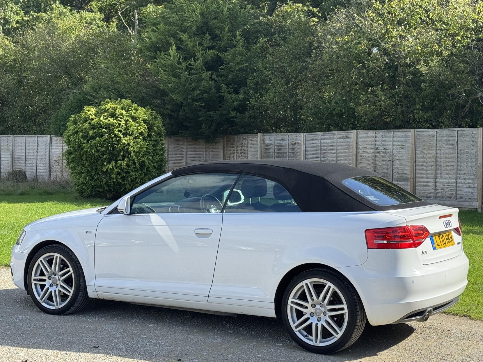 Audi A3 Cabriolet 1.6 TDI S line Convertible 2dr Diesel Manual Euro 5 (s/s) (105 ps)