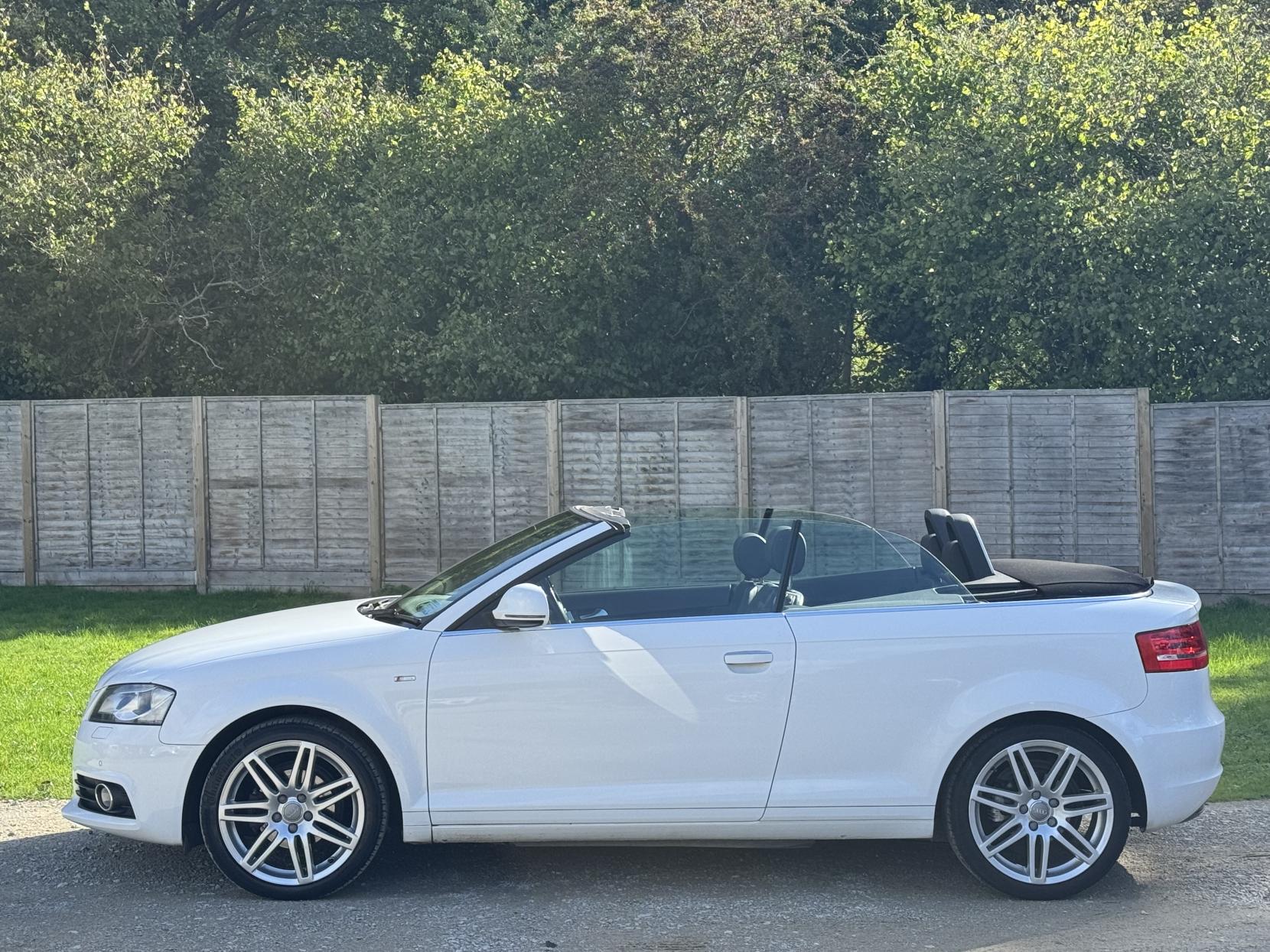 Audi A3 Cabriolet 1.6 TDI S line Convertible 2dr Diesel Manual Euro 5 (s/s) (105 ps)