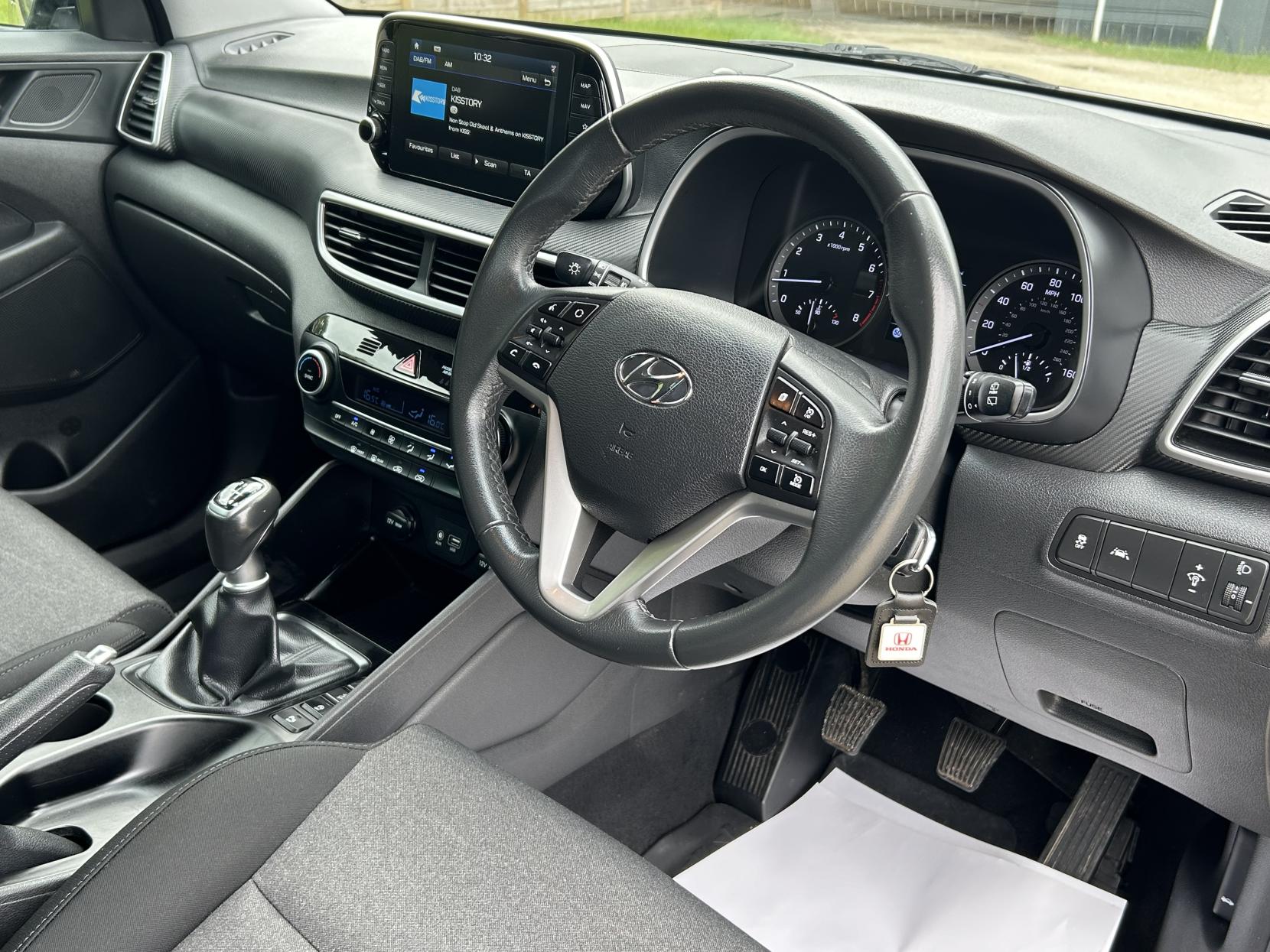 Hyundai TUCSON 1.6 GDi SE Nav SUV 5dr Petrol Manual Euro 6 (s/s) (132 ps)