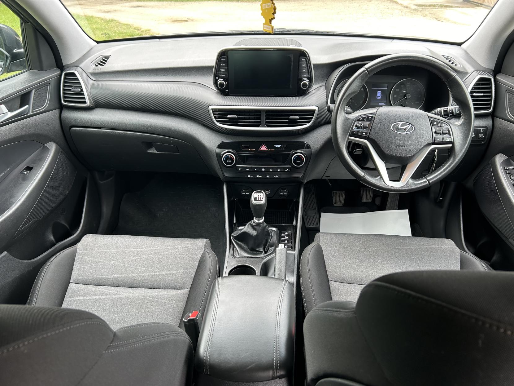 Hyundai TUCSON 1.6 GDi SE Nav SUV 5dr Petrol Manual Euro 6 (s/s) (132 ps)