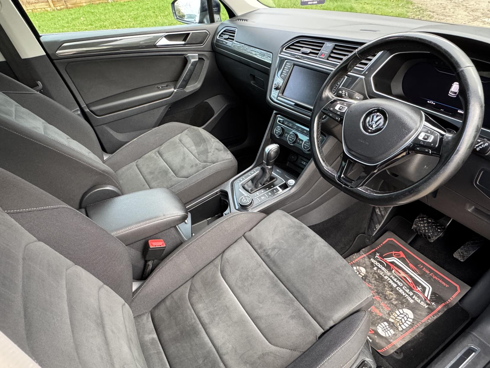 Volkswagen Tiguan 2.0 TDI BlueMotion Tech SEL SUV 5dr Diesel DSG 4Motion Euro 6 (s/s) (150 ps)