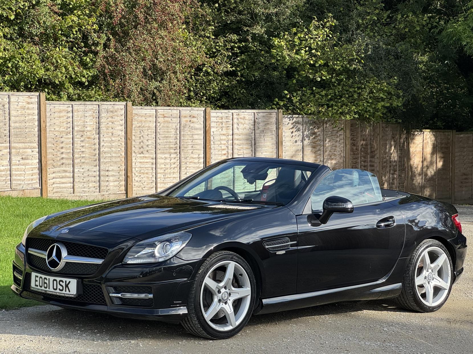 Mercedes-Benz SLK 1.8 SLK200 BlueEfficiency AMG Sport Edition 125 Convertible 2dr Petrol G-Tronic+ Euro 5 (s/s) (184 ps)