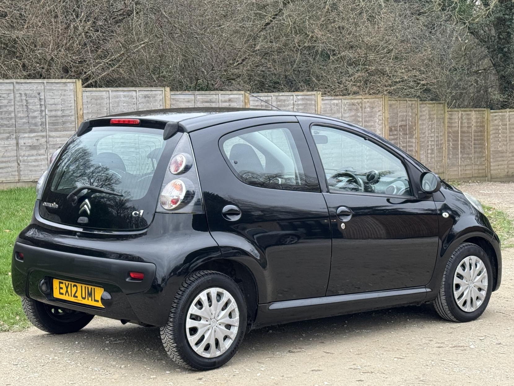 Citroen C1 1.0i VTR Hatchback 5dr Petrol Manual Euro 5 (68 ps)