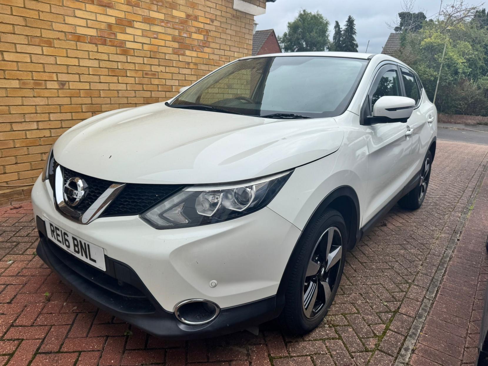 Nissan Qashqai 1.2 DIG-T N-Connecta SUV 5dr Petrol XTRON 2WD Euro 6 (s/s) (115 ps)
