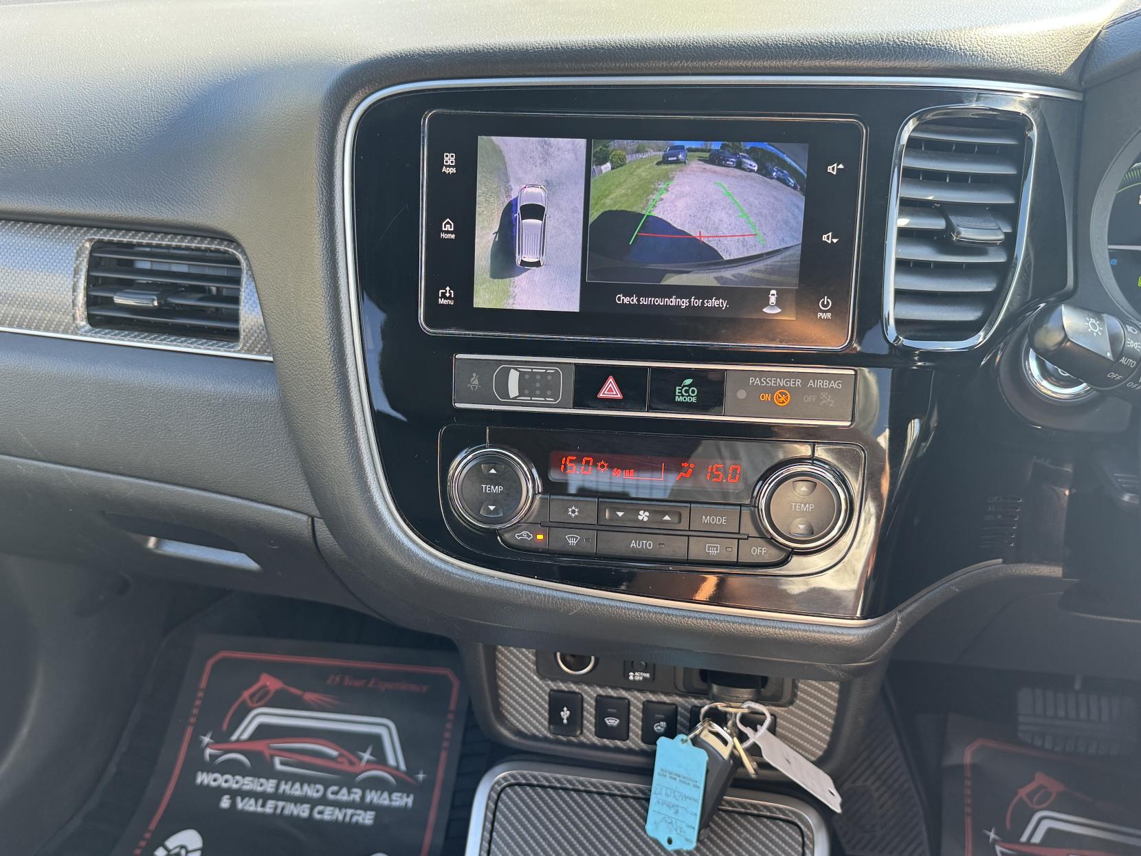 Mitsubishi Outlander 2.4h TwinMotor 13.8kWh 4h SUV 5dr Petrol Plug-in Hybrid CVT 4WD Euro 6 (s/s) (209 ps)