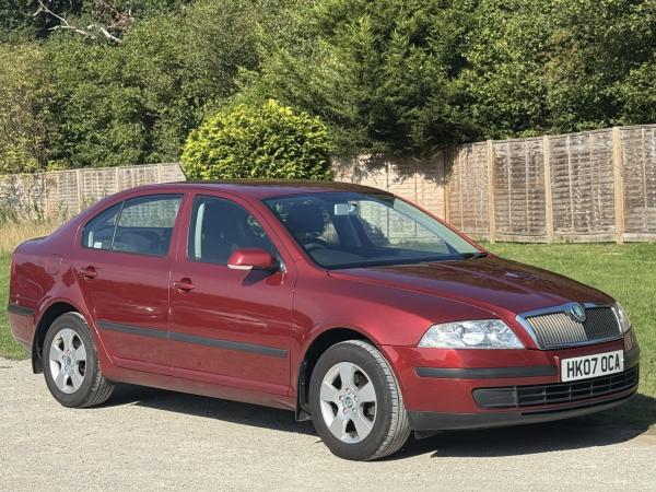 Skoda Octavia 1.6 FSI Ambiente Hatchback 5dr Petrol Manual Euro 4 (115 bhp)