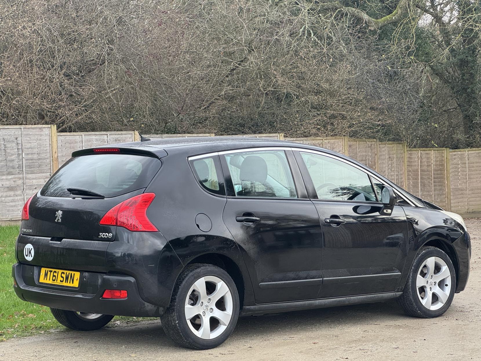 Peugeot 3008 1.6 VTi Sport SUV 5dr Petrol Manual Euro 5 (120 ps)