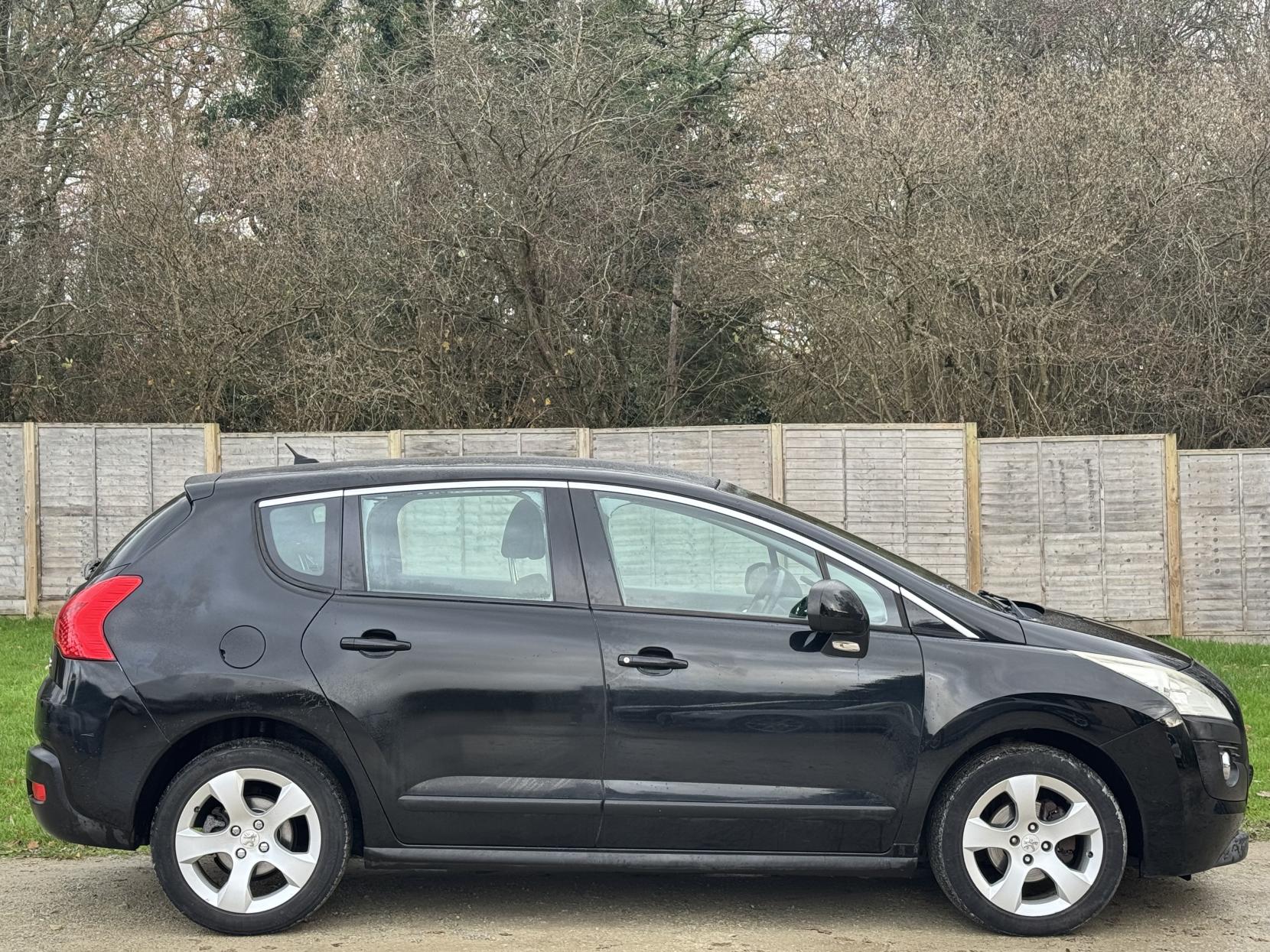 Peugeot 3008 1.6 VTi Sport SUV 5dr Petrol Manual Euro 5 (120 ps)