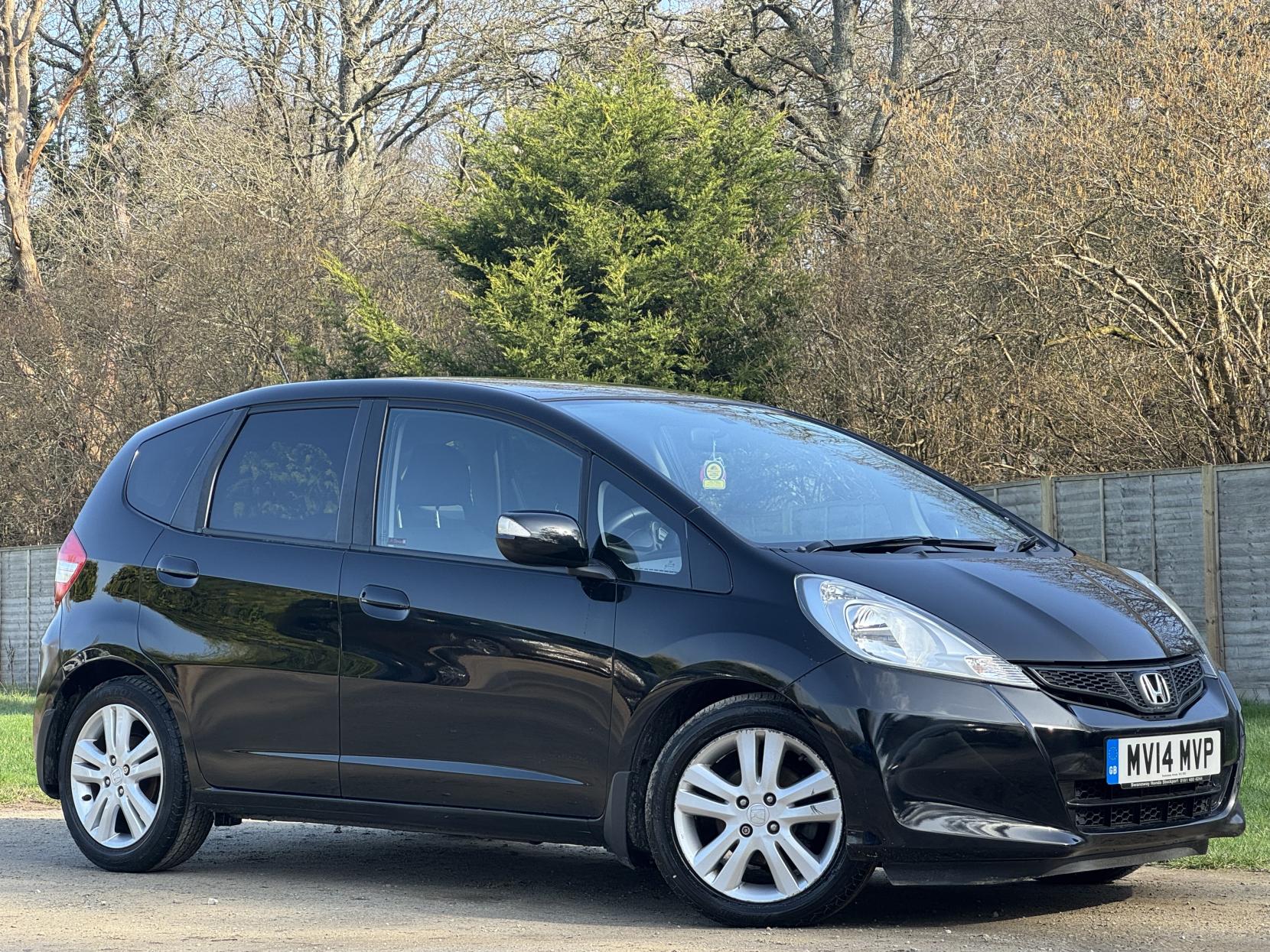 Honda Jazz 1.4 i-VTEC ES Plus Hatchback 5dr Petrol CVT Euro 5 (99 ps)