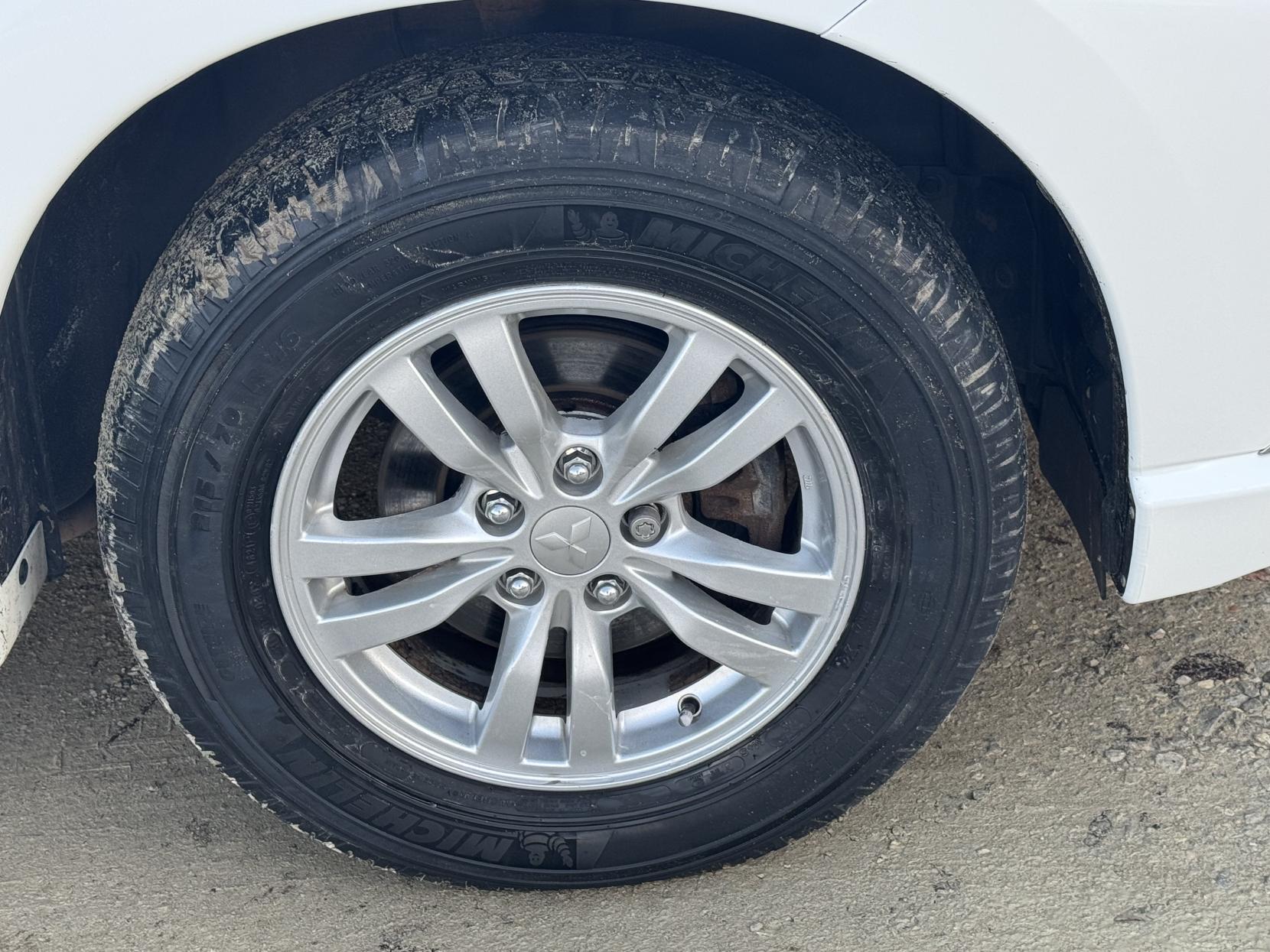 Mitsubishi Outlander 2.4h TwinMotor 13.8kWh Reflex SUV 5dr Petrol Plug-in Hybrid CVT 4WD Euro 6 (s/s) (224 ps)