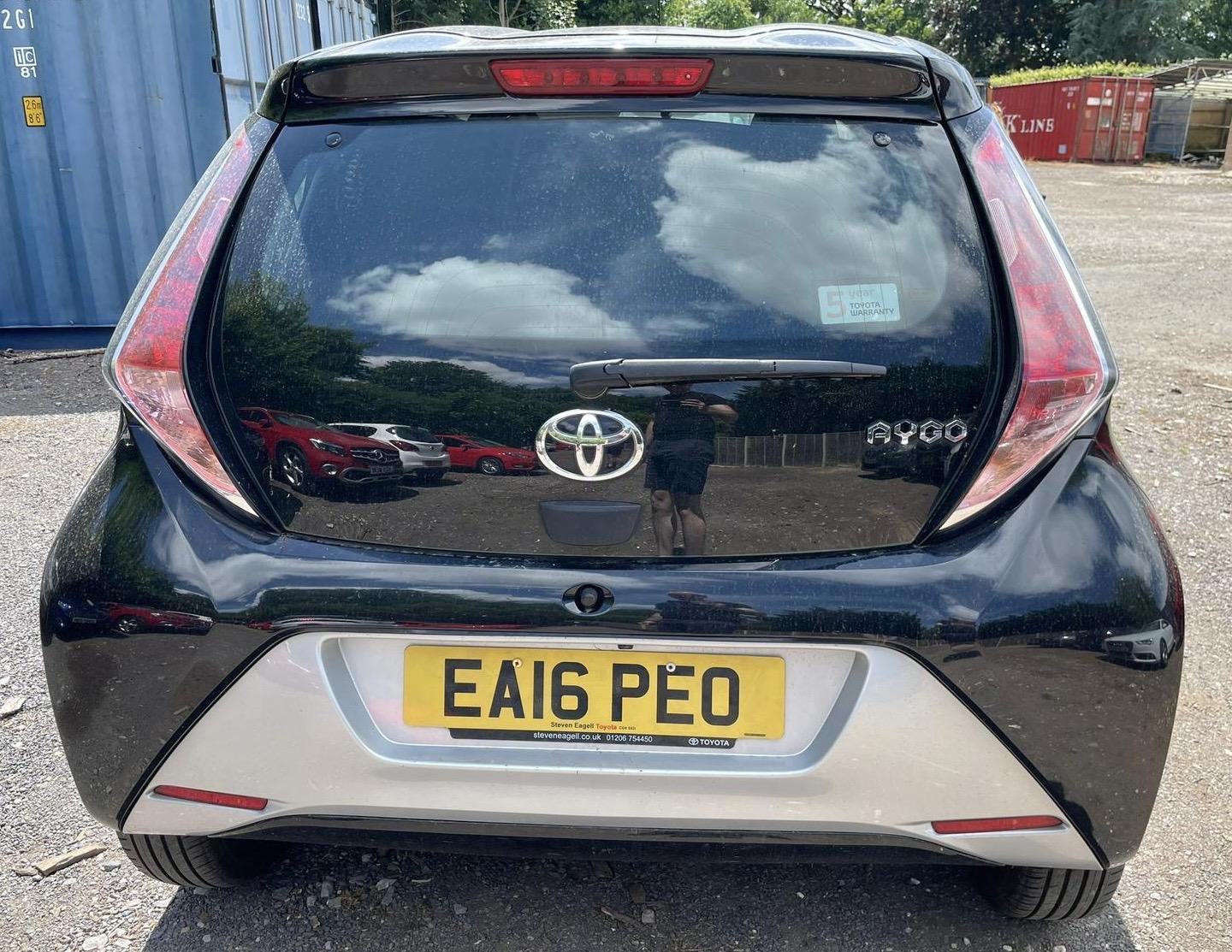 Toyota AYGO 1.0 VVT-i x-clusiv Hatchback 5dr Petrol Manual Euro 5 Euro 5 (68 ps)