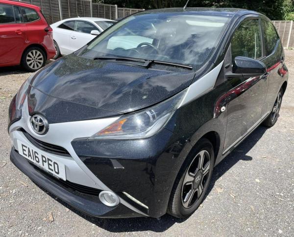 Toyota AYGO 1.0 VVT-i x-clusiv Hatchback 5dr Petrol Manual Euro 5 Euro 5 (68 ps)