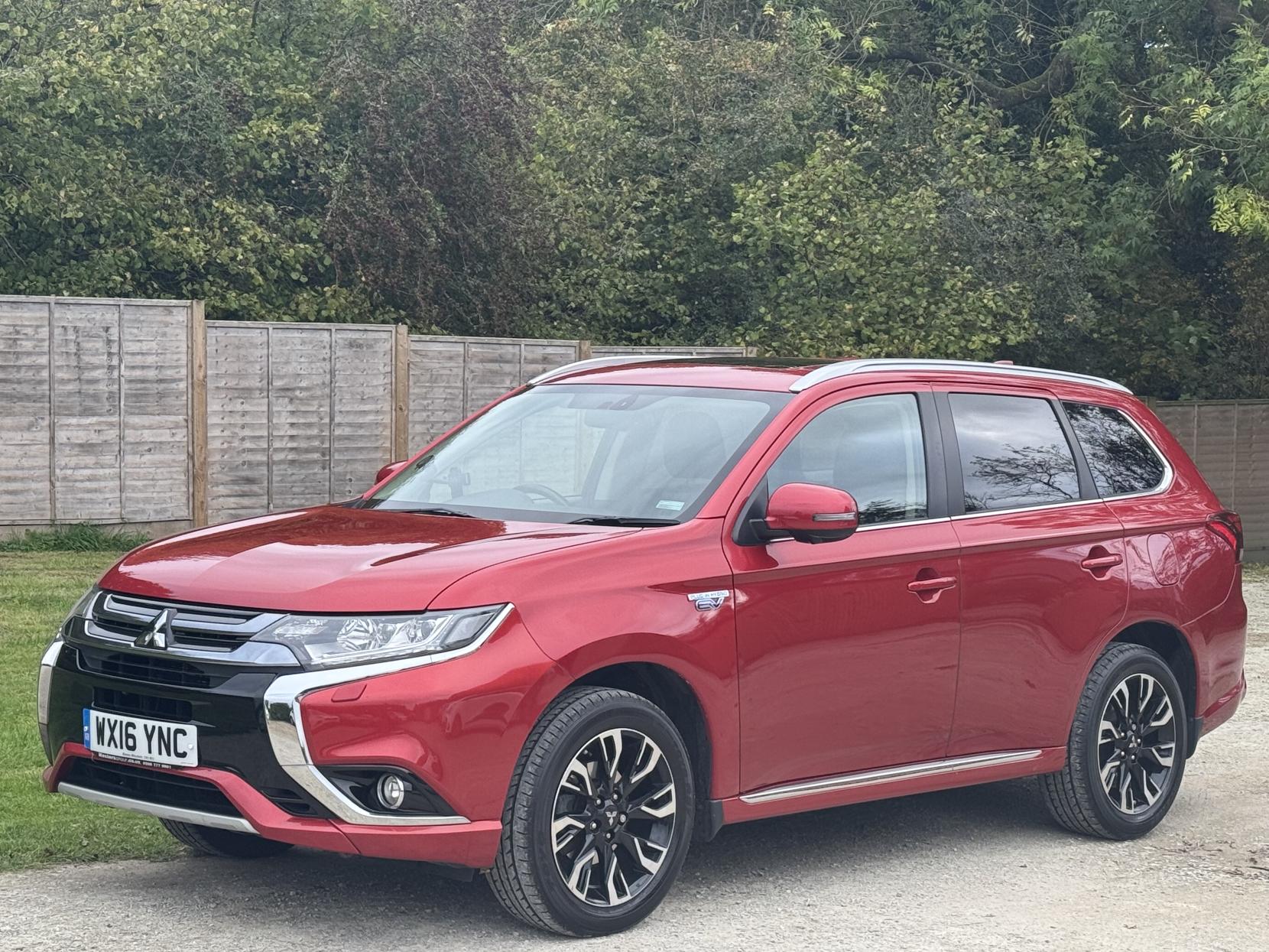 Mitsubishi Outlander 2.0h 12kWh GX4h SUV 5dr Petrol Plug-in Hybrid CVT 4WD Euro 6 (s/s) (200 ps)