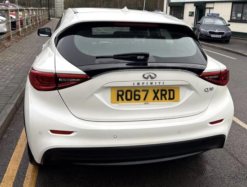 Infiniti Q30 1.5d Business Executive Hatchback 5dr Diesel DCT Euro 6 (s/s) (109 ps)