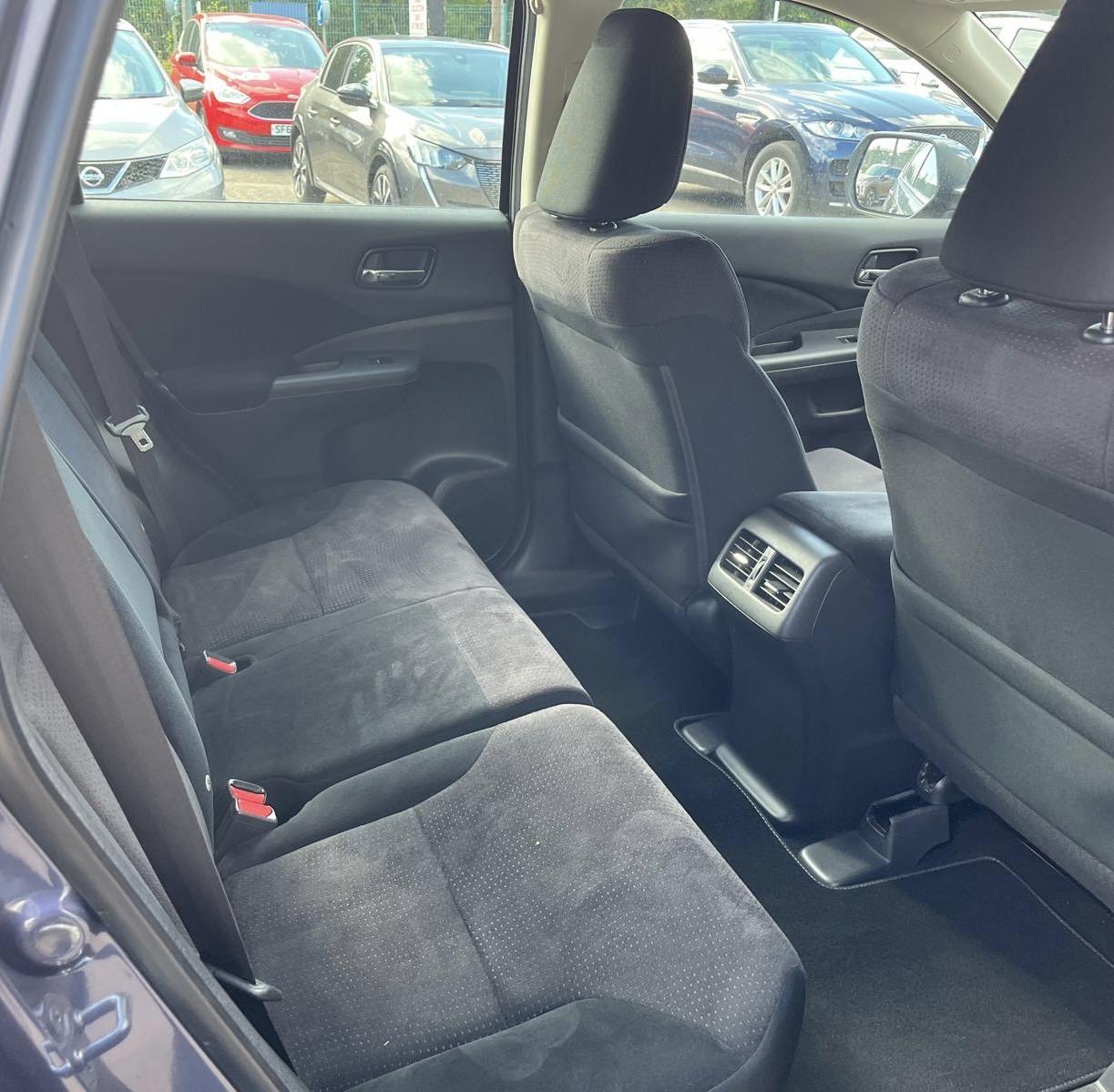 Honda CR-V 2.0 i-VTEC SE-T SUV 5dr Petrol Auto 4WD Euro 5 (155 ps)